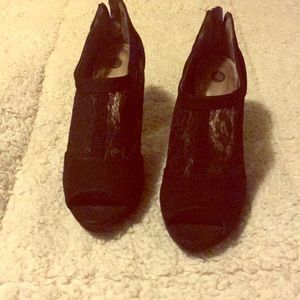 Black lace dress barn heels